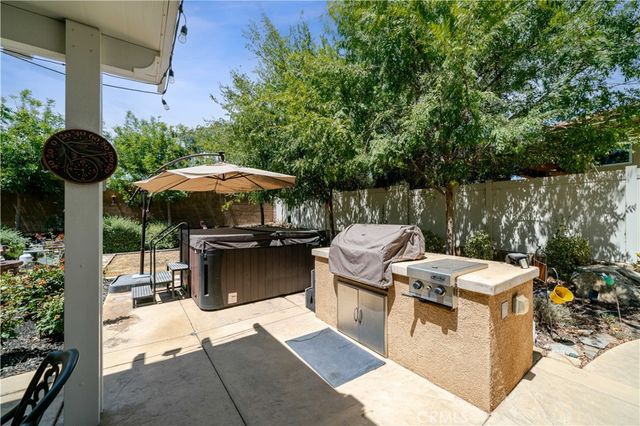 35367 Weather Way, Murrieta, CA 92563