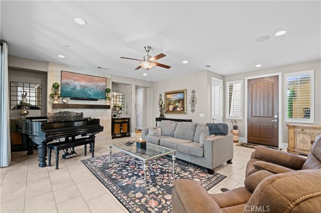 35367 Weather Way, Murrieta, CA 92563
