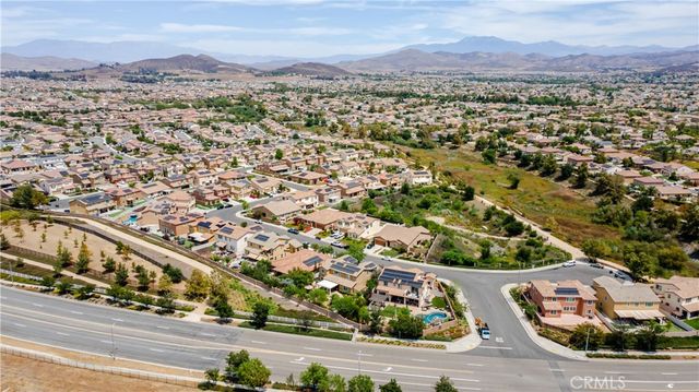 35367 Weather Way, Murrieta, CA 92563