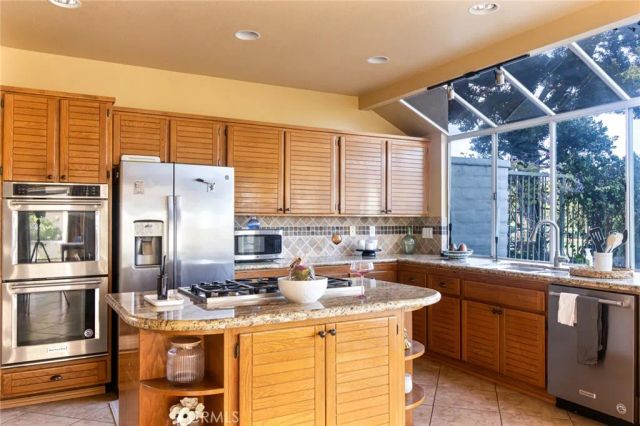 102 Via Candelaria, Coto De Caza, CA 92679