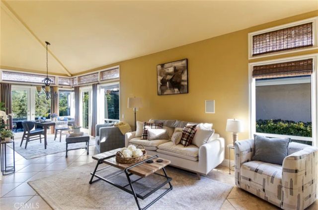 102 Via Candelaria, Coto De Caza, CA 92679