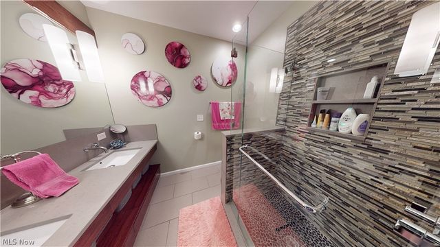 1454 E 105th Street, Cleveland, OH 44106