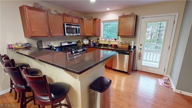 1454 E 105th Street, Cleveland, OH 44106