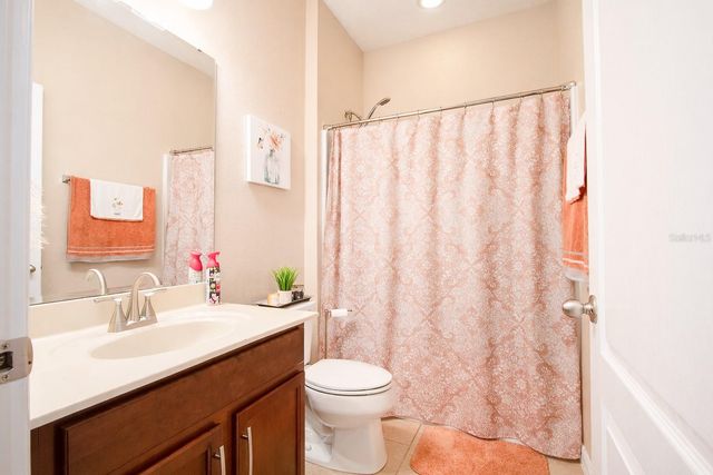 201 COMPASS ROSE DRIVE, Groveland, FL 34736