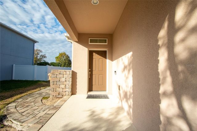 201 COMPASS ROSE DRIVE, Groveland, FL 34736