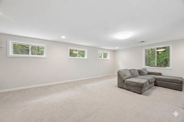 10 Cold Harbor Drive, Northborough, MA 01532