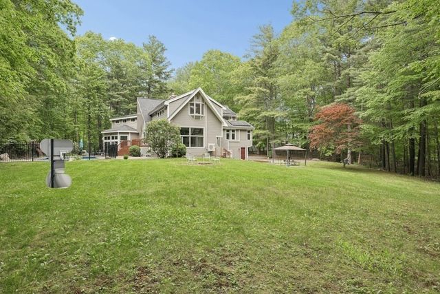 10 Cold Harbor Drive, Northborough, MA 01532