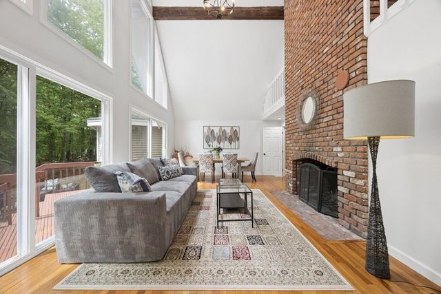 10 Cold Harbor Drive, Northborough, MA 01532