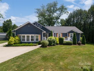 206 Pinner Road, Arden, NC 28704