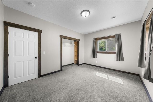 1013 70th Avenue, Roberts, WI 54023