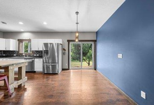 1013 70th Avenue, Roberts, WI 54023