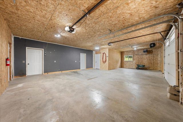1013 70th Avenue, Roberts, WI 54023