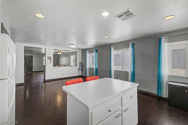 5854 Dana Rogers Drive, Las Vegas, NV 89110
