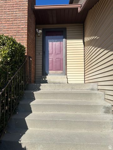 5438 S BRANDONWOOD DR, Salt Lake City, UT 84123