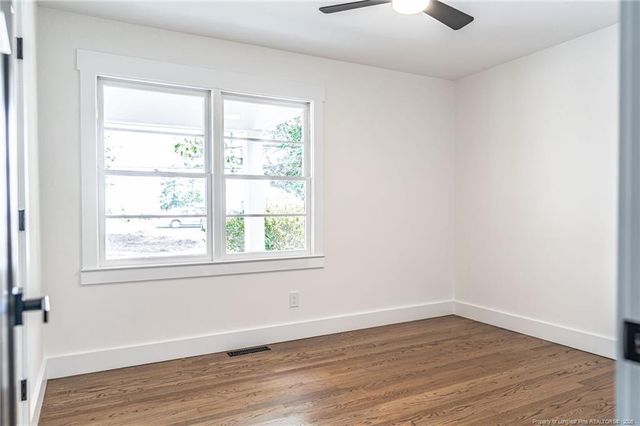 1710 N Poplar Street, Aberdeen, NC 28315