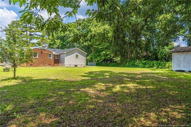 1710 N Poplar Street, Aberdeen, NC 28315