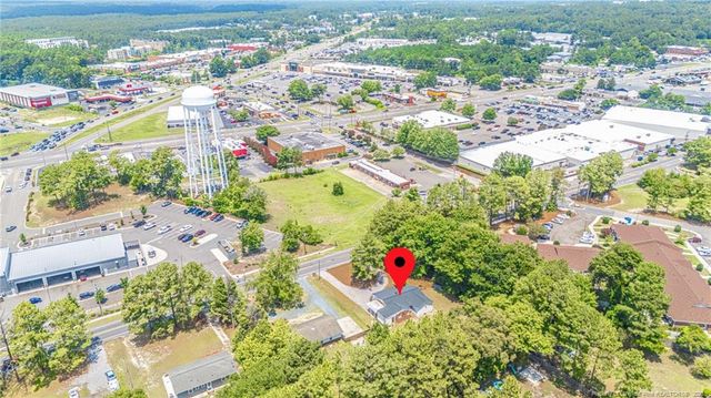 1710 N Poplar Street, Aberdeen, NC 28315