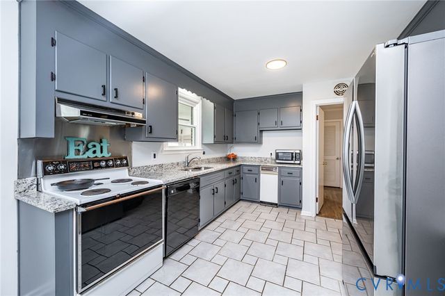 24705 Mount Pleasant St, North Dinwiddie, VA 23803
