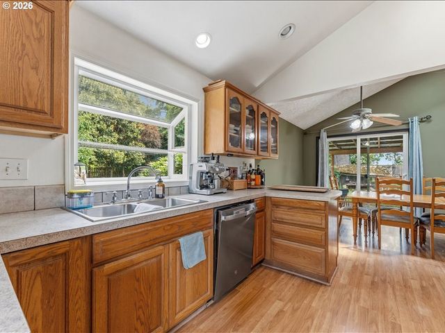 14680 Sw 83RD Ave, Portland, OR 97224