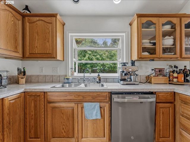 14680 Sw 83RD Ave, Portland, OR 97224