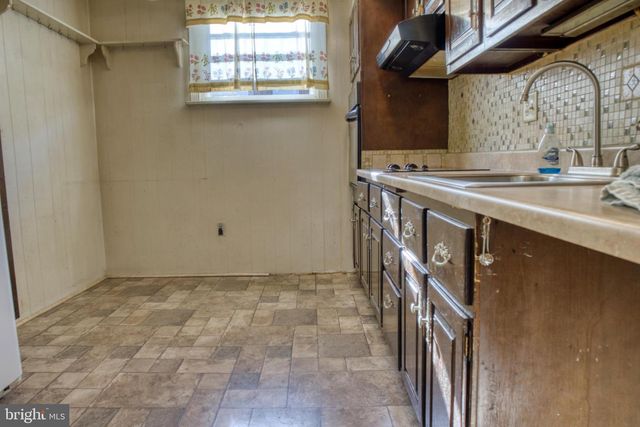 4022 M ST, Philadelphia, PA 19124