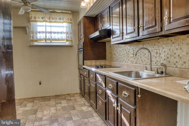 4022 M ST, Philadelphia, PA 19124