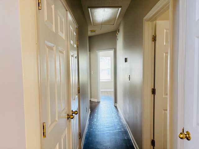 7105 QUEENS CROWN DR, Unincorporated, TN 38125