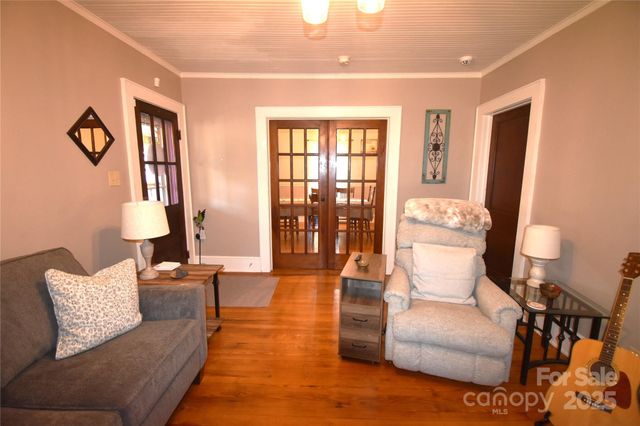 103 W Herman Street, Newton, NC 28658