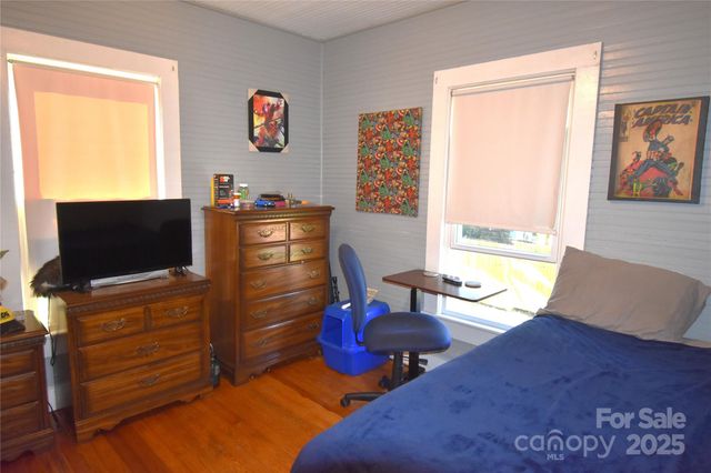 103 W Herman Street, Newton, NC 28658