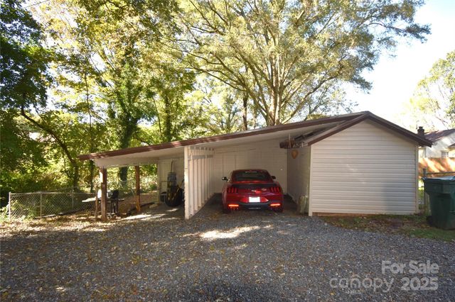 103 W Herman Street, Newton, NC 28658