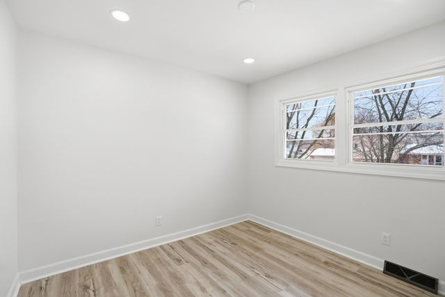 2417 Hickory Drive, Dyer, IN 46311