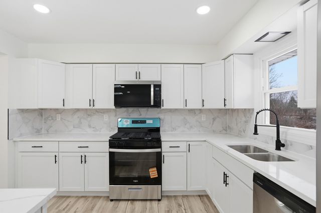 2417 Hickory Drive, Dyer, IN 46311