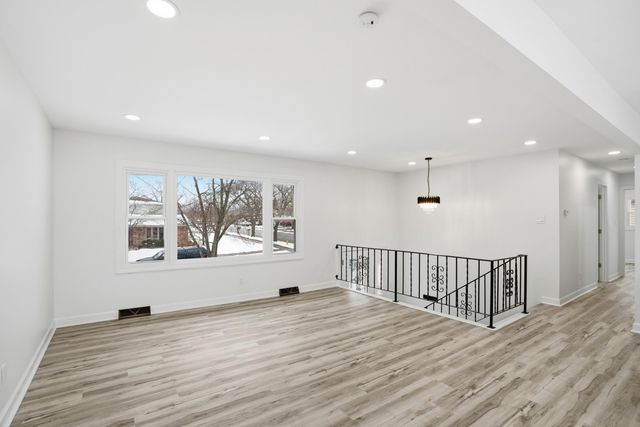 2417 Hickory Drive, Dyer, IN 46311