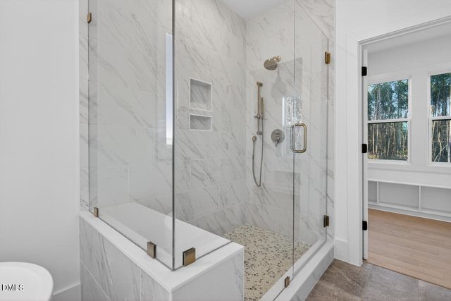 126 Black Bear Court, Chapel Hill, NC 27516