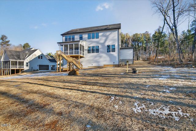 126 Black Bear Court, Chapel Hill, NC 27516