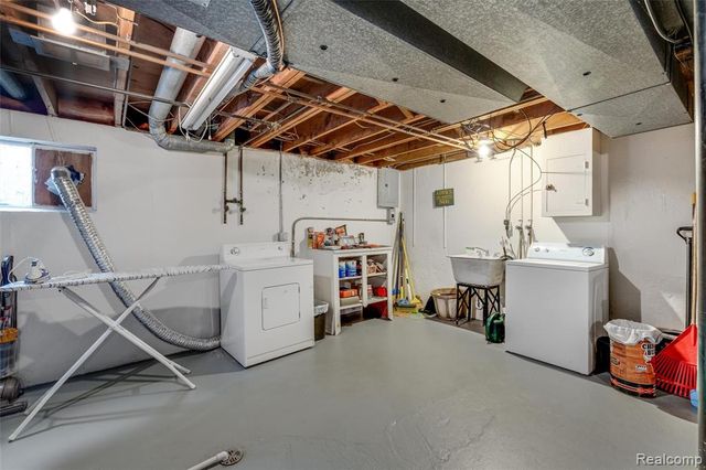 723 N Old Woodward Avenue 5, Birmingham, MI 48009