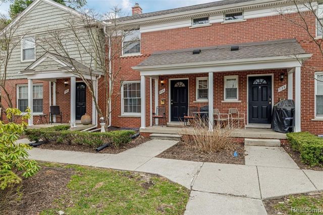 723 N Old Woodward Avenue 5, Birmingham, MI 48009