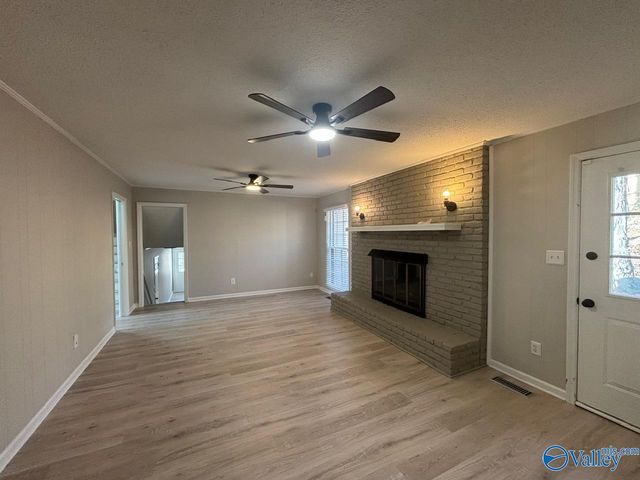 1305 Hiwan Trail, Huntsville, AL 35802