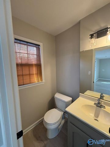 1305 Hiwan Trail, Huntsville, AL 35802