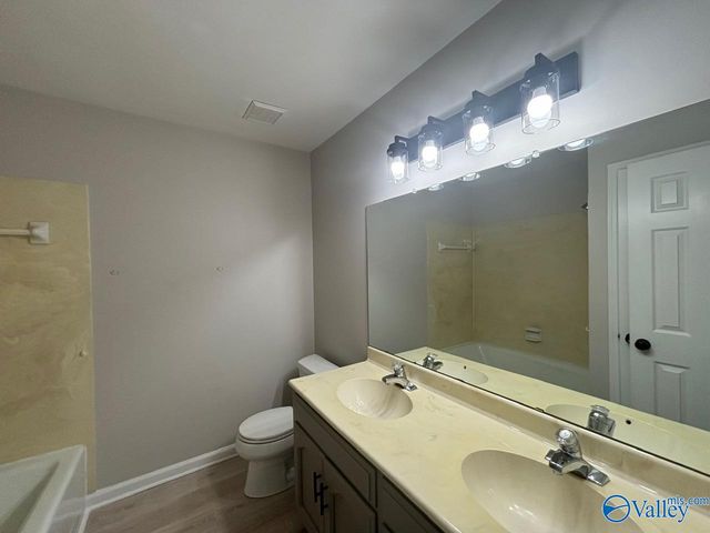 1305 Hiwan Trail, Huntsville, AL 35802