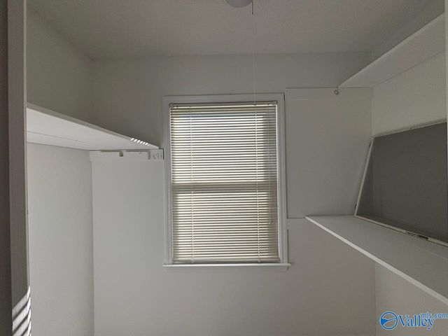 1305 Hiwan Trail, Huntsville, AL 35802