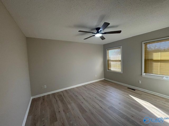 1305 Hiwan Trail, Huntsville, AL 35802