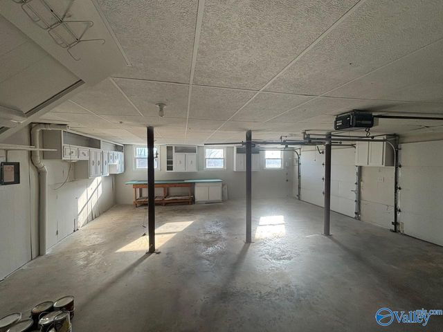 1305 Hiwan Trail, Huntsville, AL 35802