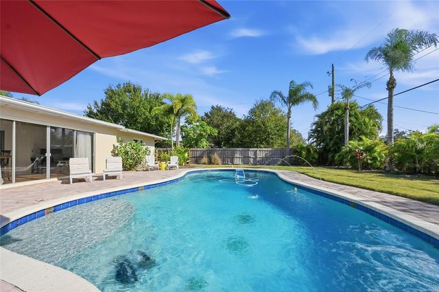 2651 LEAFY LANE, Sarasota, FL 34239