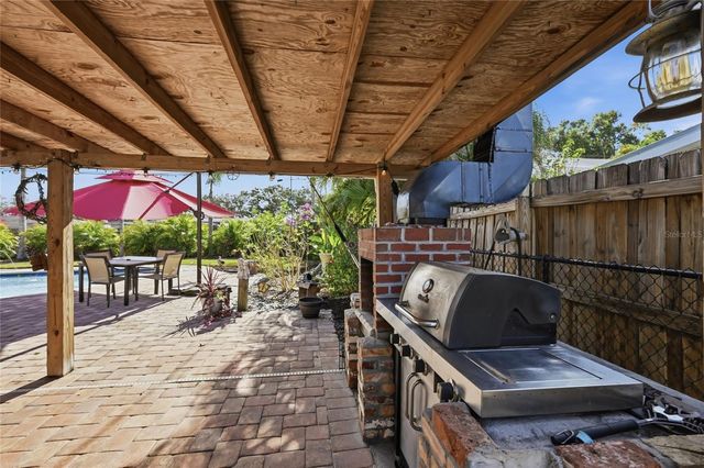 2651 LEAFY LANE, Sarasota, FL 34239