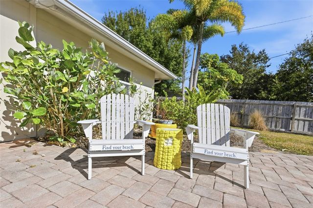 2651 LEAFY LANE, Sarasota, FL 34239