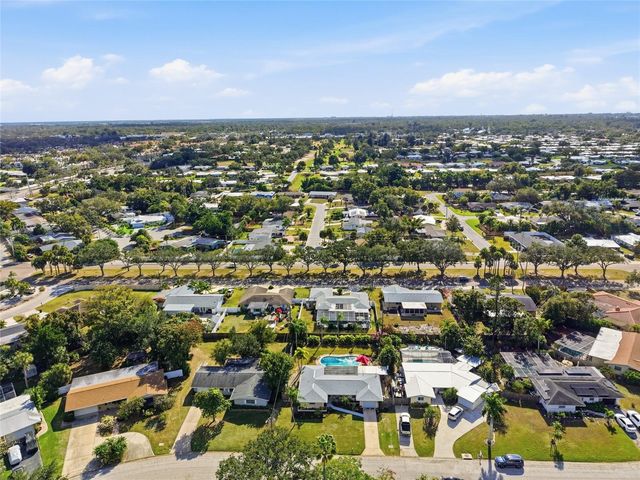 2651 LEAFY LANE, Sarasota, FL 34239