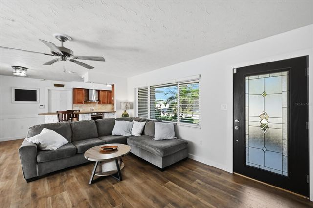 2651 LEAFY LANE, Sarasota, FL 34239