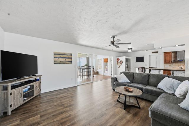 2651 LEAFY LANE, Sarasota, FL 34239