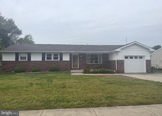 77 HARMONY RD, Gibbstown, NJ 08027